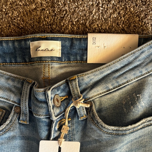 KanCan Light Blue capri Jeans size 25 NWT - Picture 2 of 5
